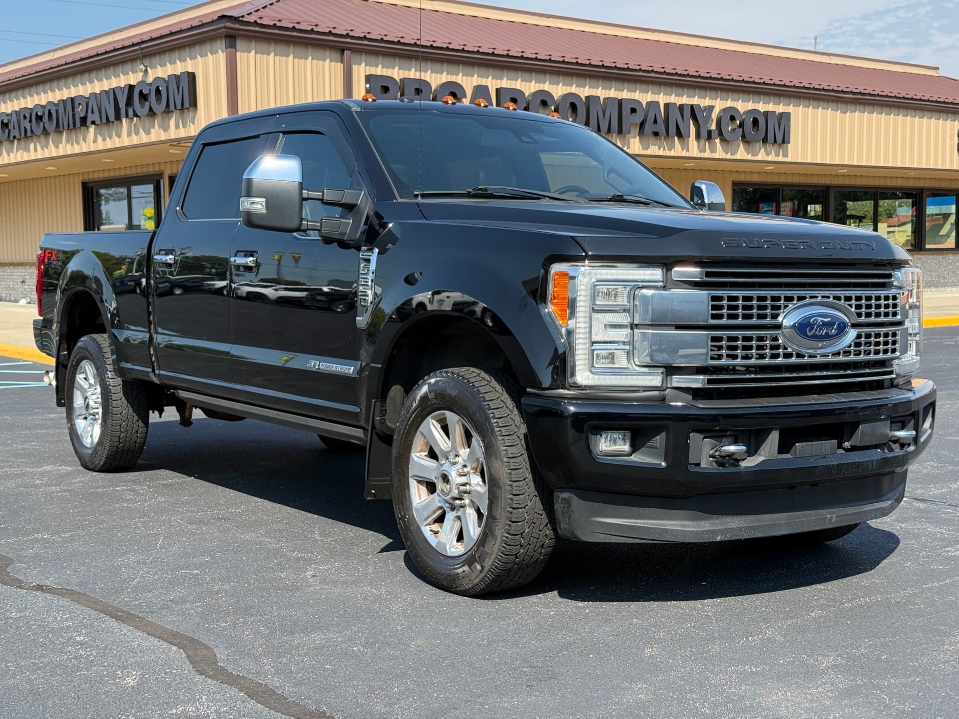 2017 Ford F-250 Platinum 4WD Crew Cab 6.75' Box