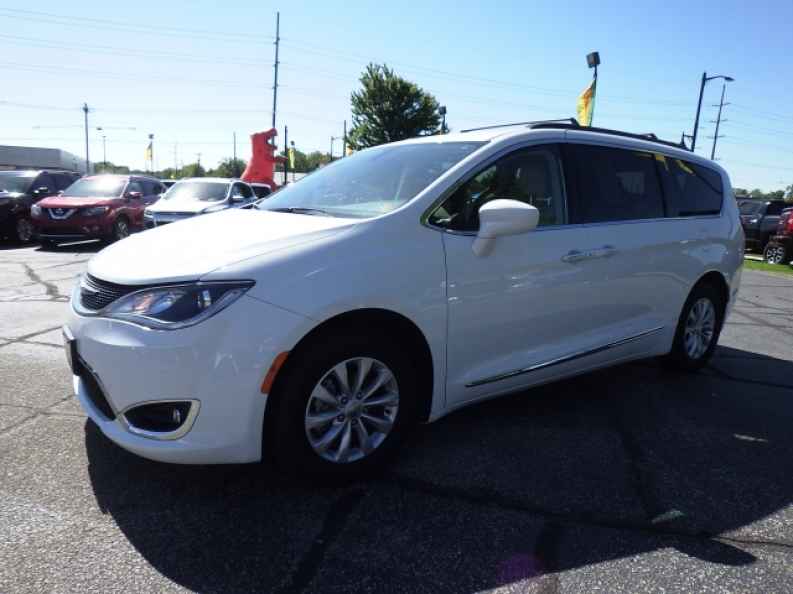 Minivans For Sale Near Elkhart, Indiana